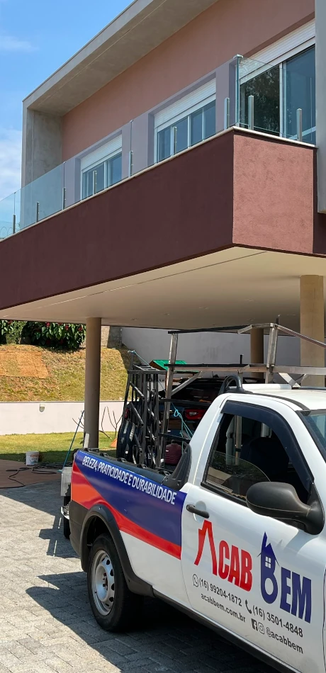 Sacada Vidro e Inox Acab Bem