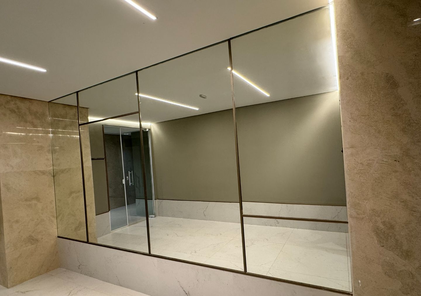 Espelho Hall de Entrada Acab Bem